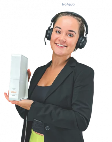 Dennis mit einer Bohrmaschine